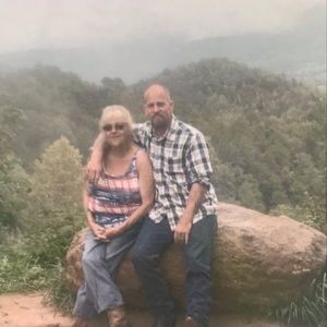 Meet your Posher, Ben andmelissa